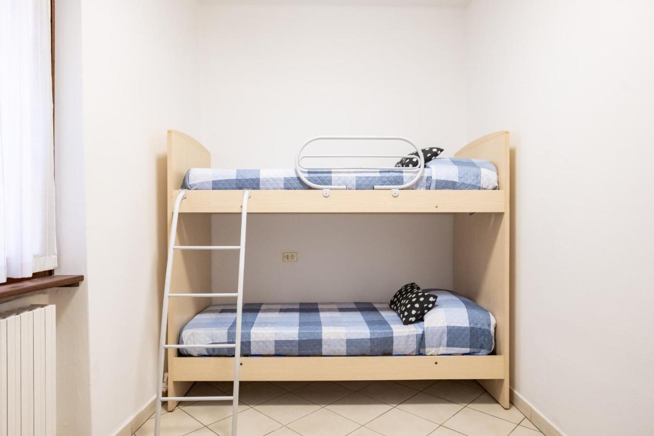 Casa Dolce Casa Desenzano - 2 Passi Dal Lago Apartment Десенцано дел Гарда Екстериор снимка