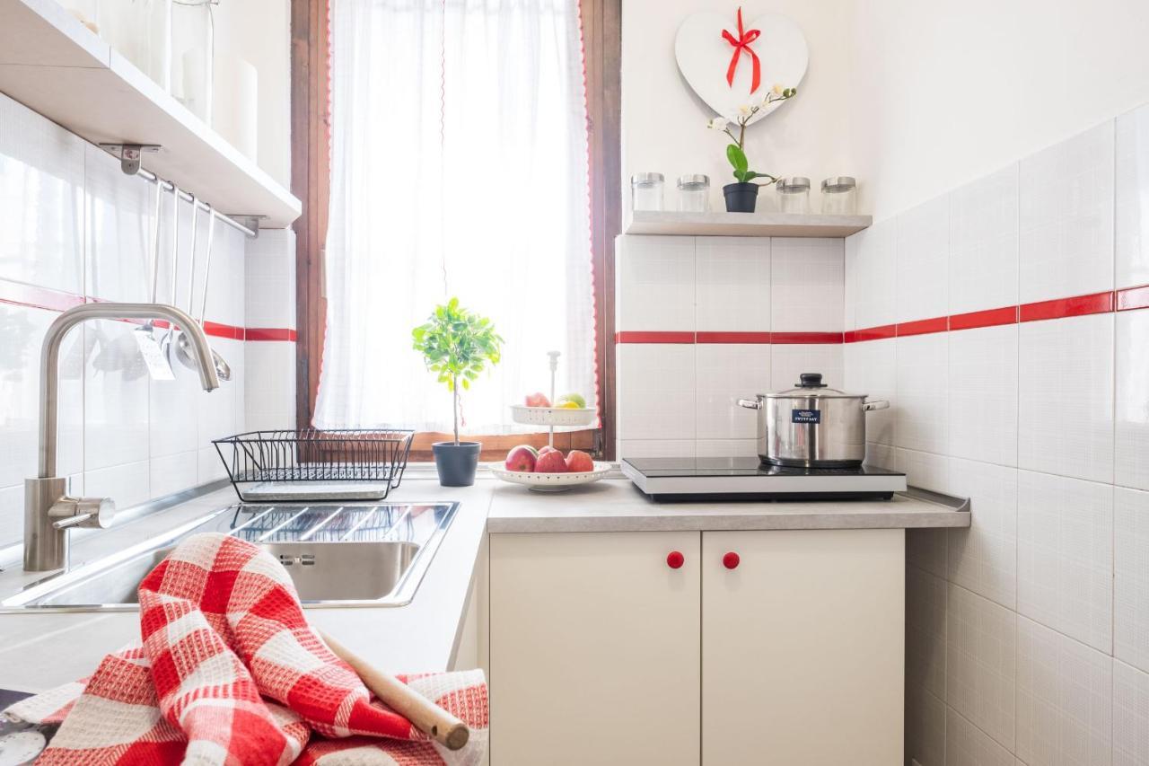 Casa Dolce Casa Desenzano - 2 Passi Dal Lago Apartment Десенцано дел Гарда Екстериор снимка