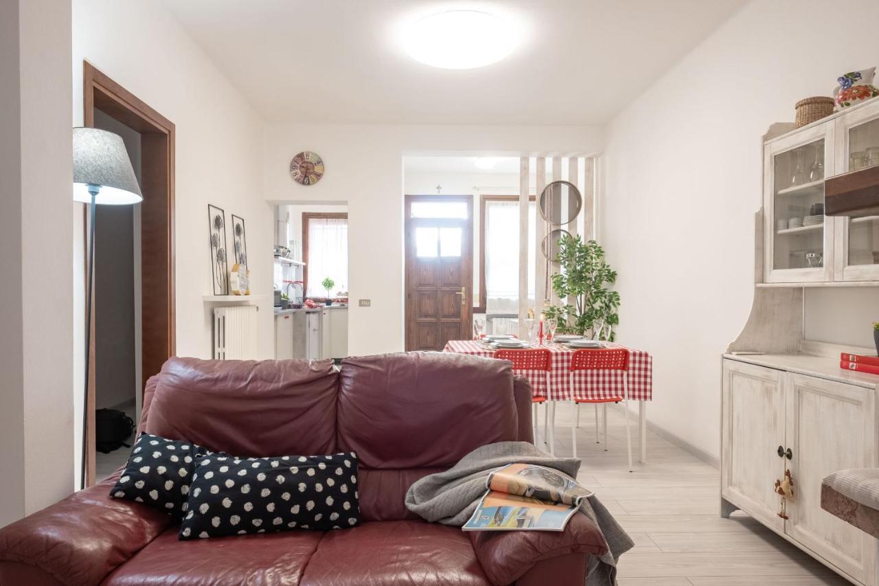 Casa Dolce Casa Desenzano - 2 Passi Dal Lago Apartment Десенцано дел Гарда Екстериор снимка